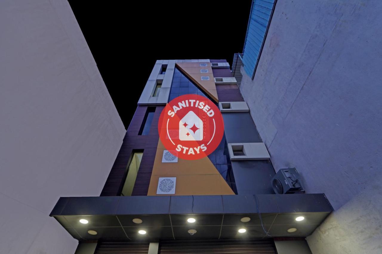 Super Townhouse 1096 Hotel Redfox Nungambakkam Near Apollo & Shankar Nethralaya Hospital 첸나이 외부 사진