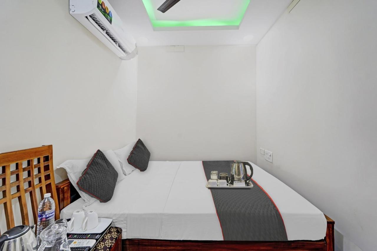 Super Townhouse 1096 Hotel Redfox Nungambakkam Near Apollo & Shankar Nethralaya Hospital 첸나이 외부 사진