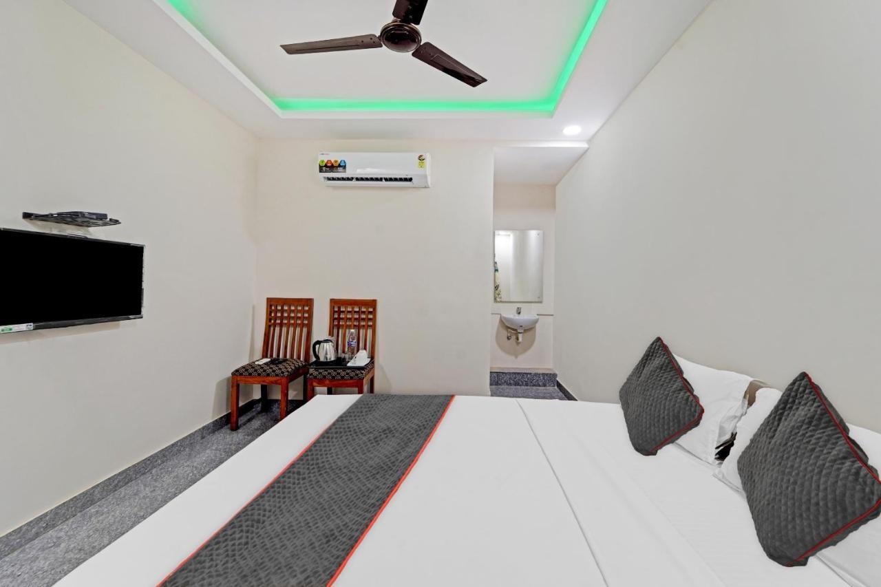 Super Townhouse 1096 Hotel Redfox Nungambakkam Near Apollo & Shankar Nethralaya Hospital 첸나이 외부 사진