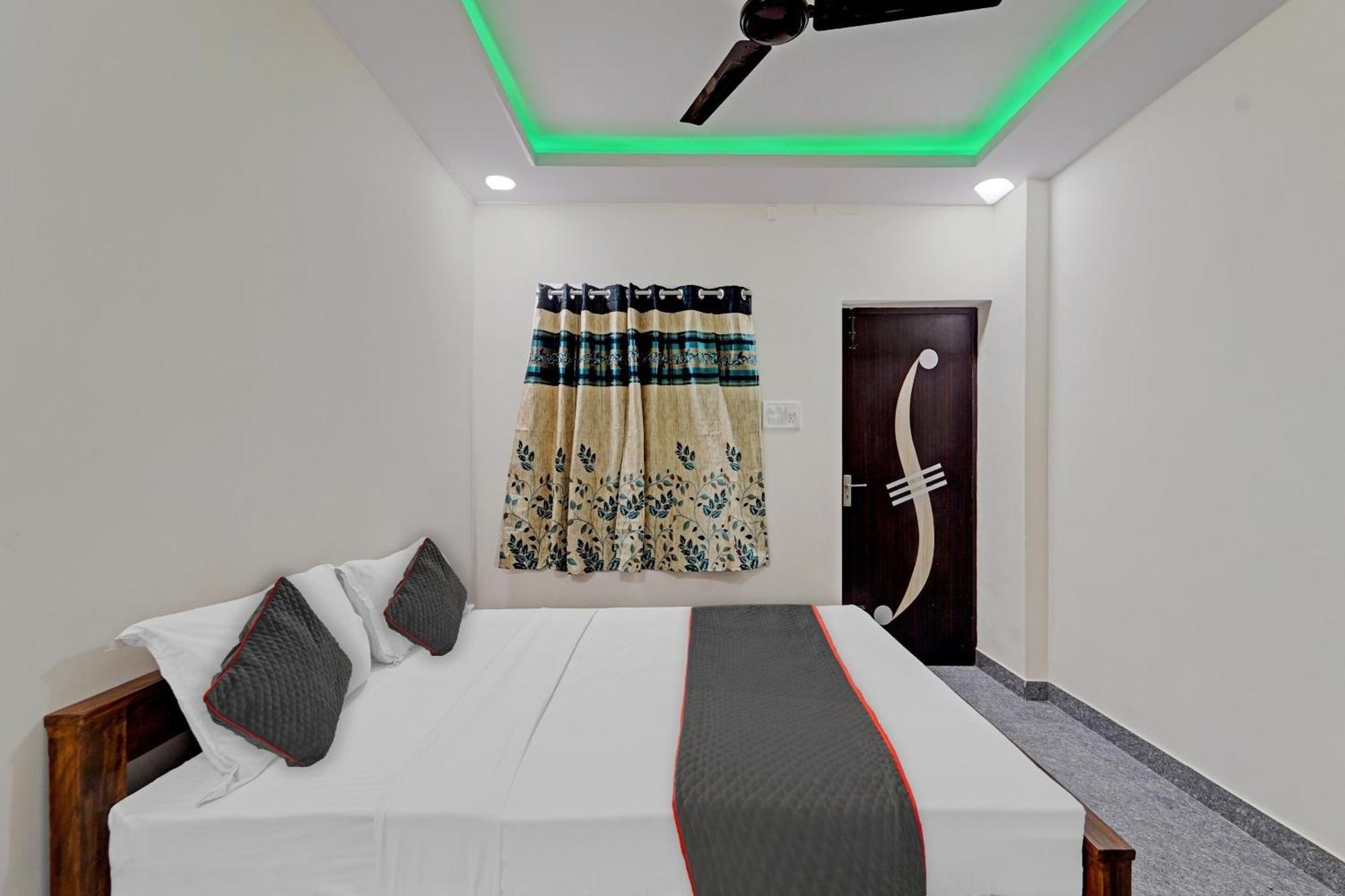 Super Townhouse 1096 Hotel Redfox Nungambakkam Near Apollo & Shankar Nethralaya Hospital 첸나이 외부 사진